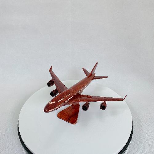 Boeing 747