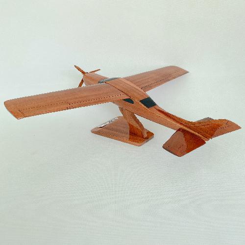 CESSNA T.210