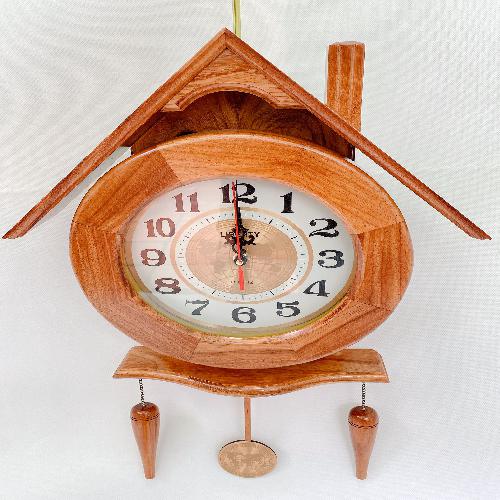 Clockwatcher With Roof