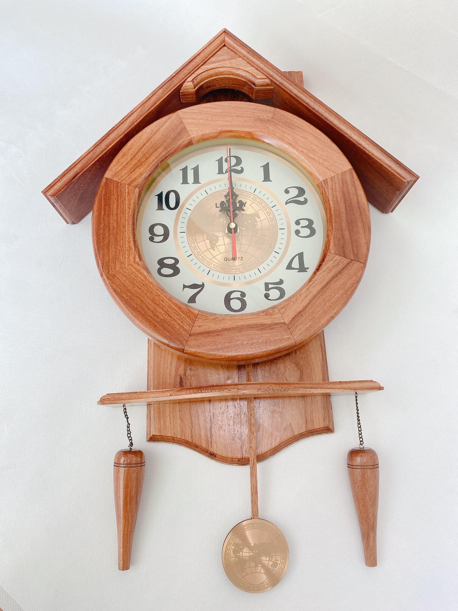 Clockwatcher With Roof