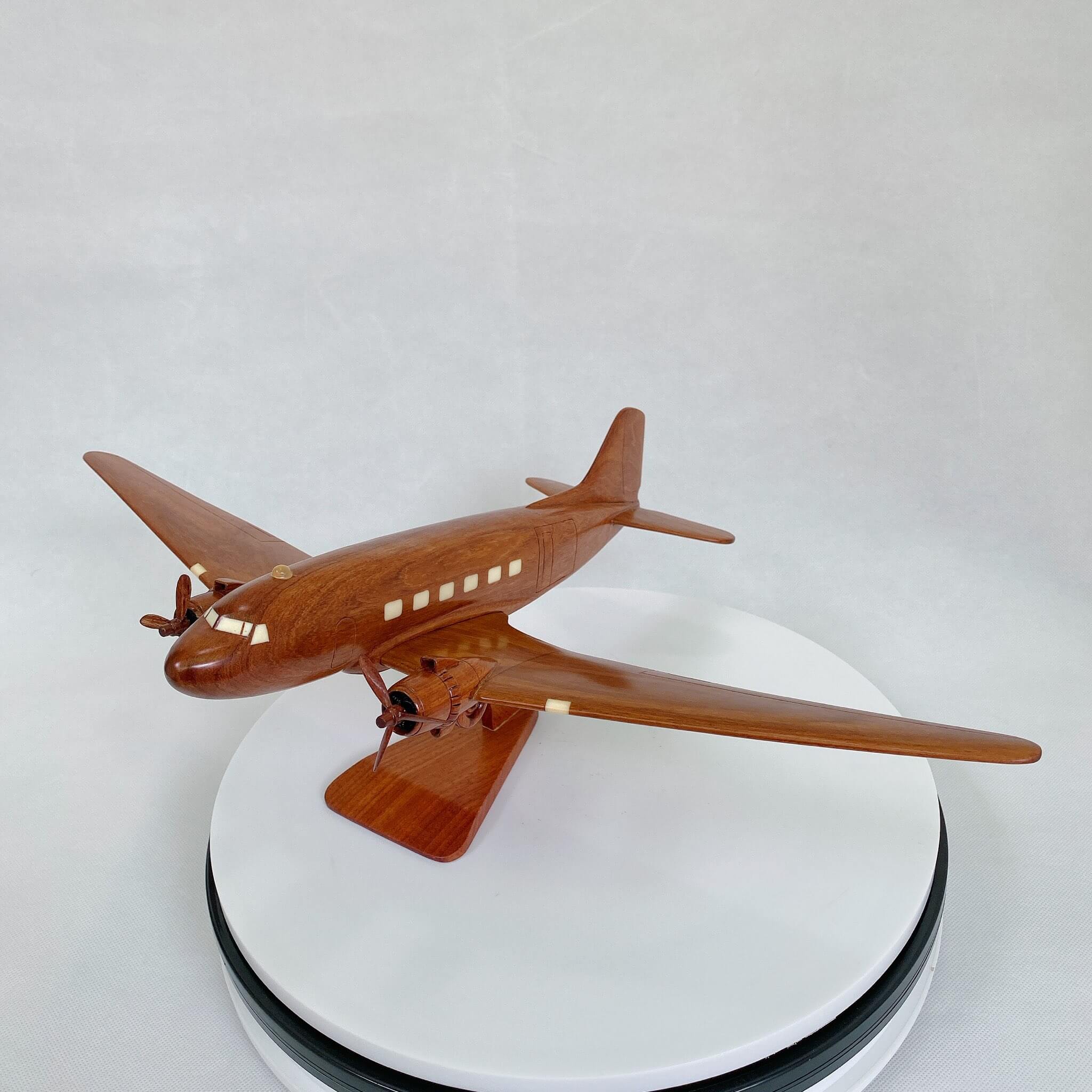 Douglas DC-3