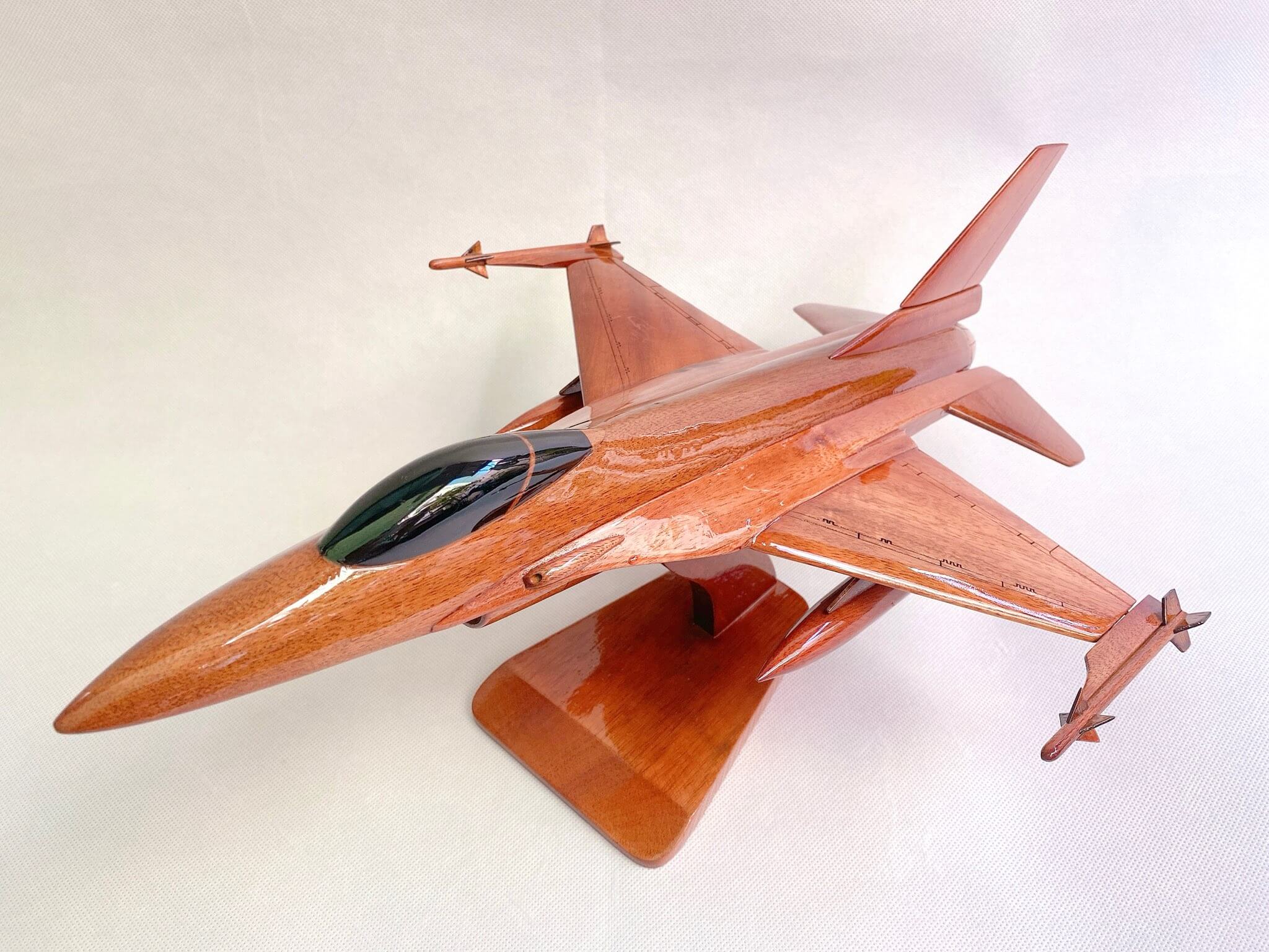 F-16 Fighting Falcon