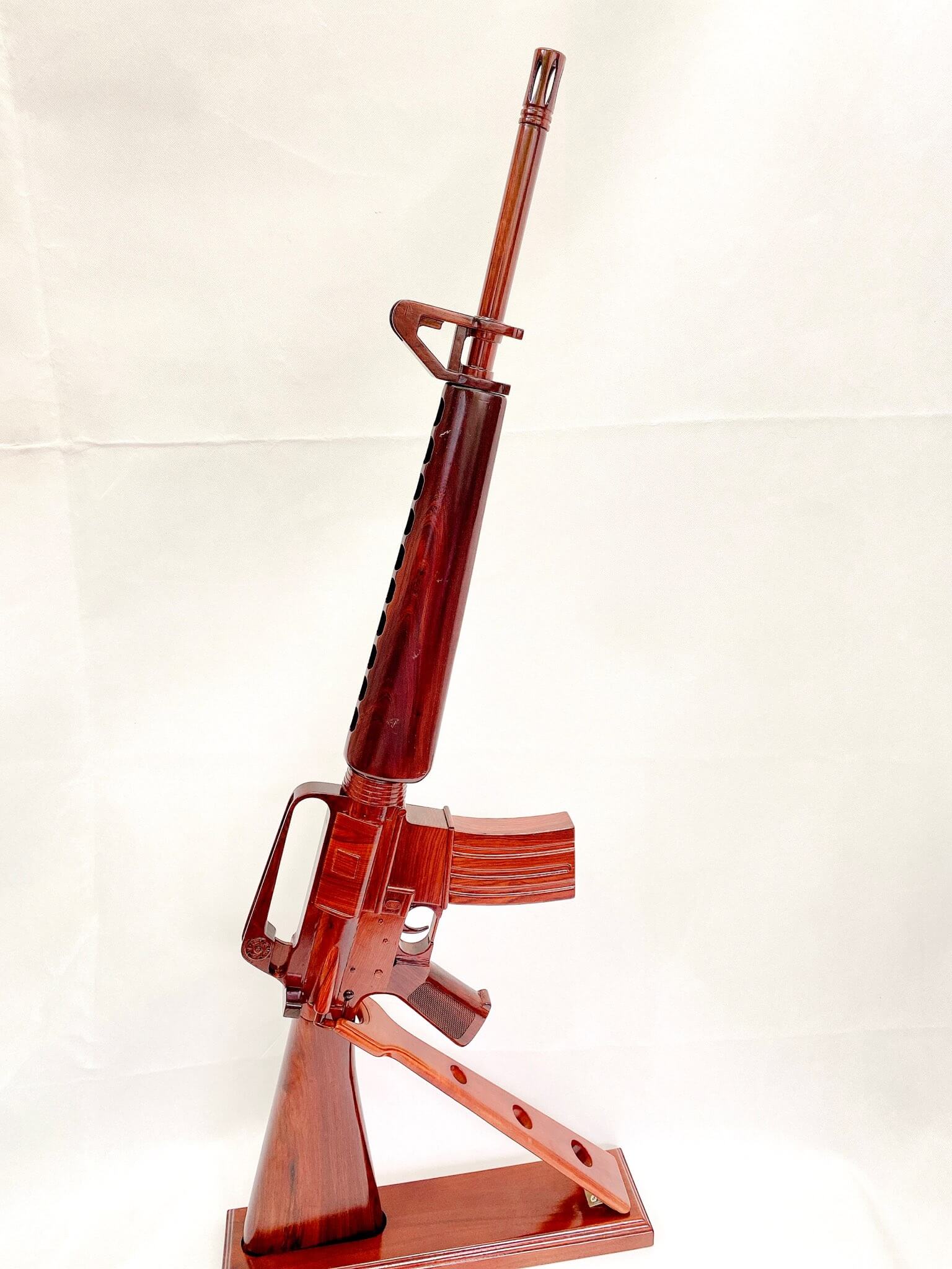 M-16 Guns