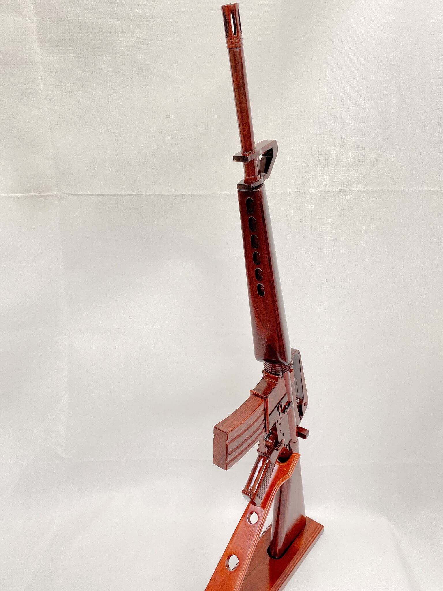 M-16 Guns