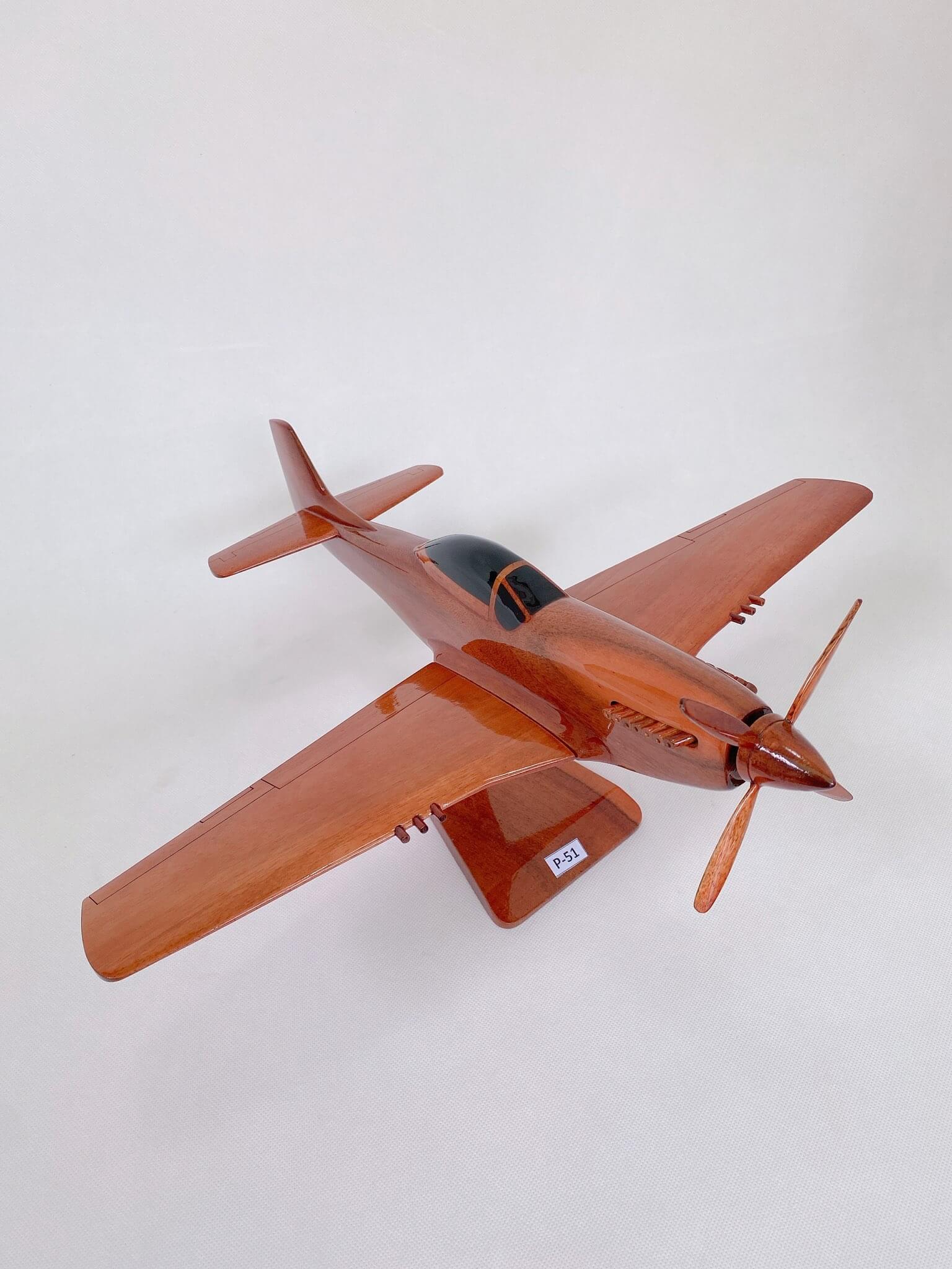 P.51 MUSTANG