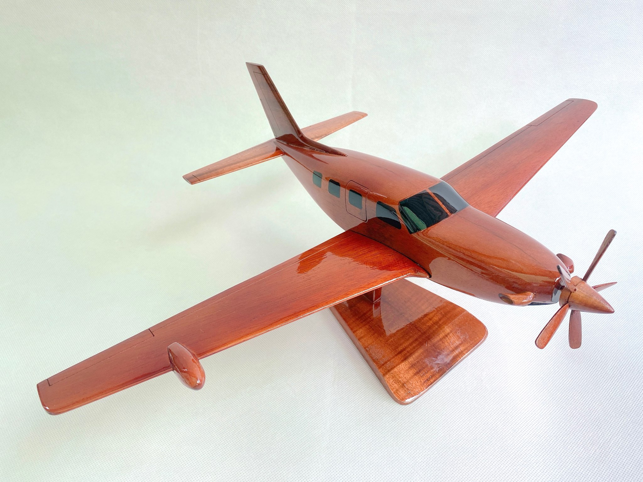 Piper 600