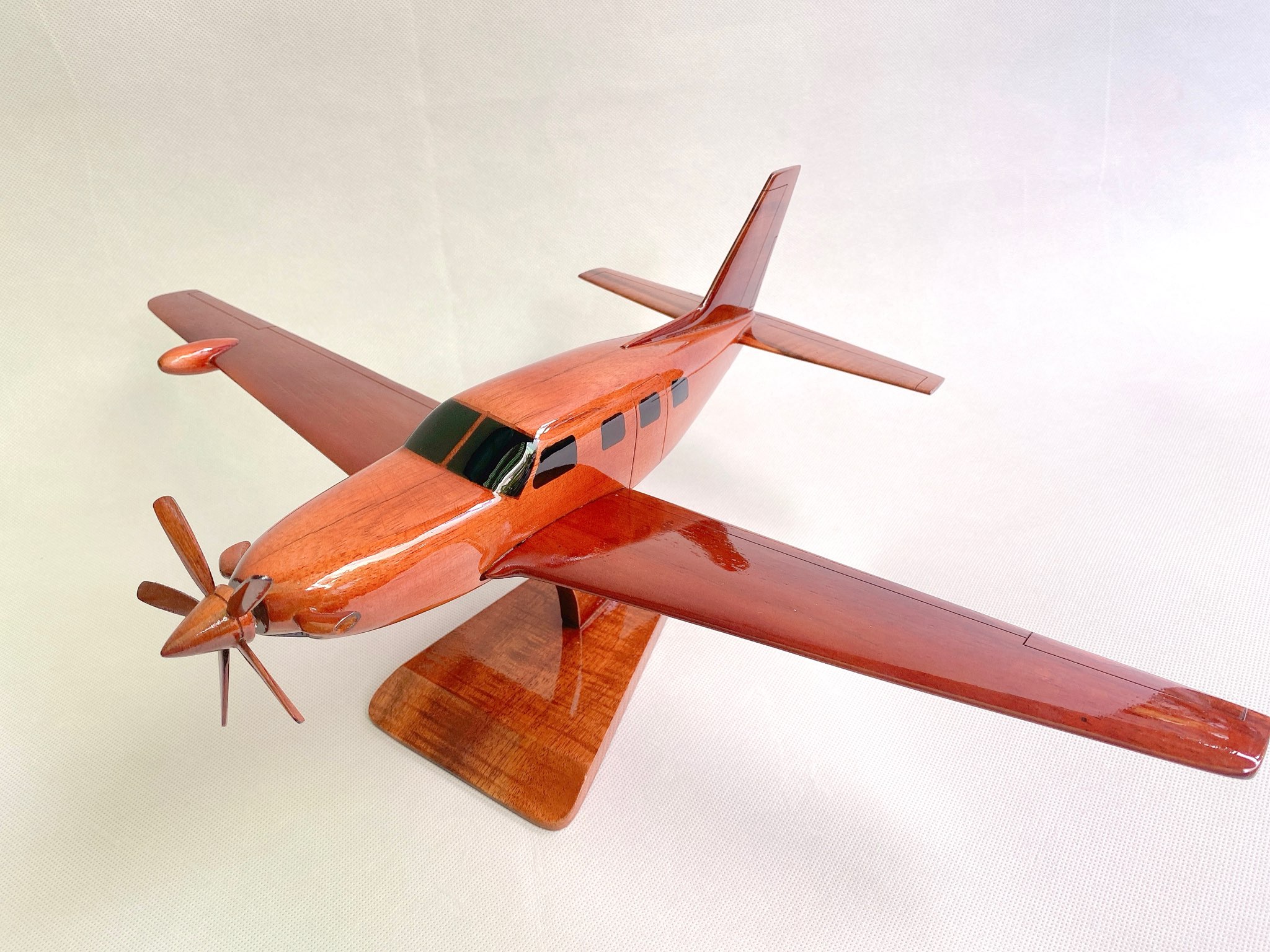 Piper 600