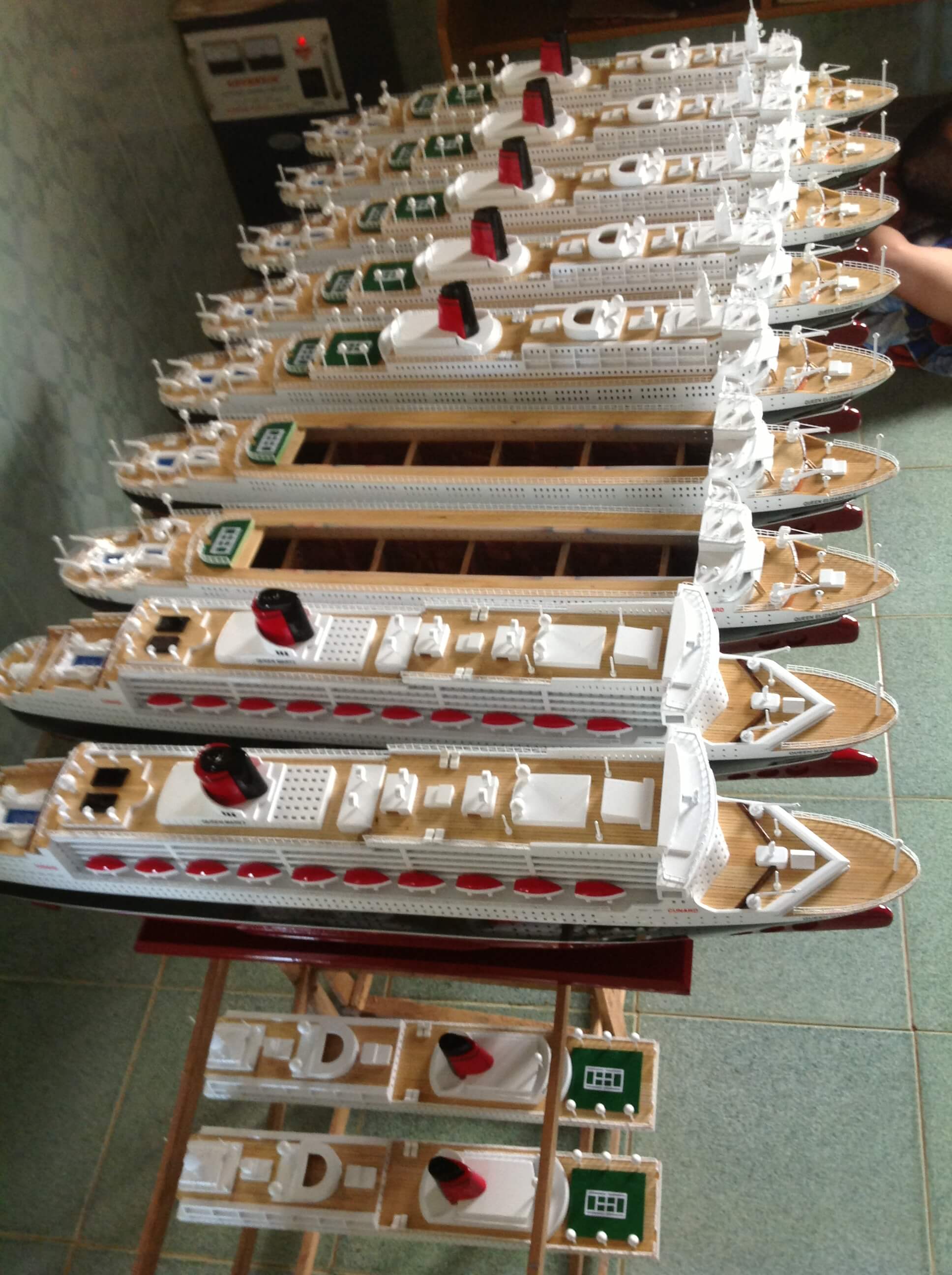 queen mary 2