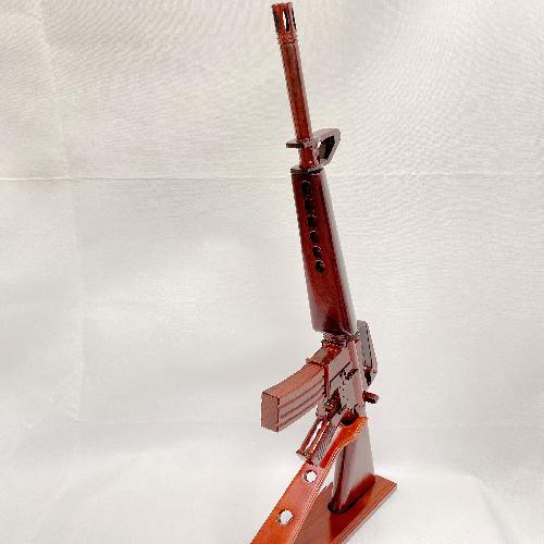 M-16 Guns